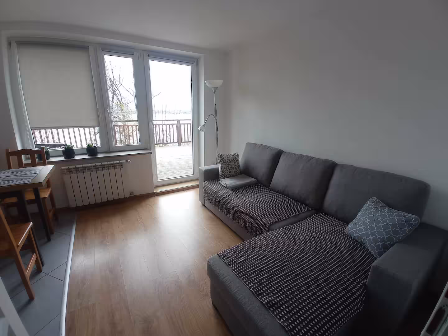 Pokój z wyjściem na taras